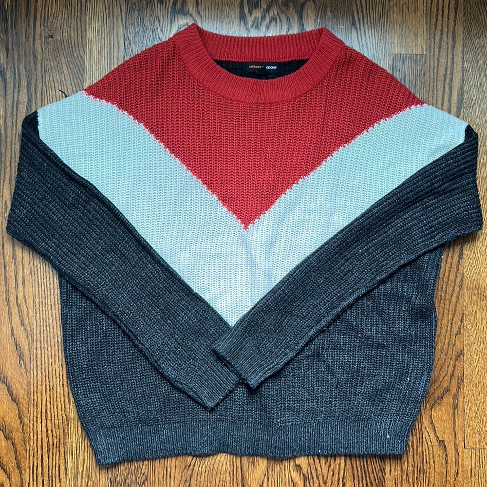 V patterned Fall Sweater